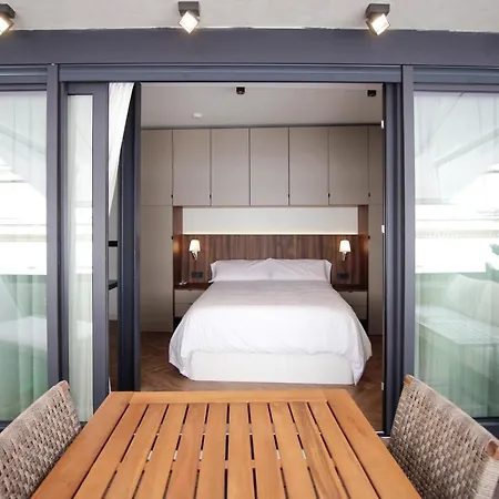Duplex-penthouse Cabo Noval, By Homing U * Sevilla